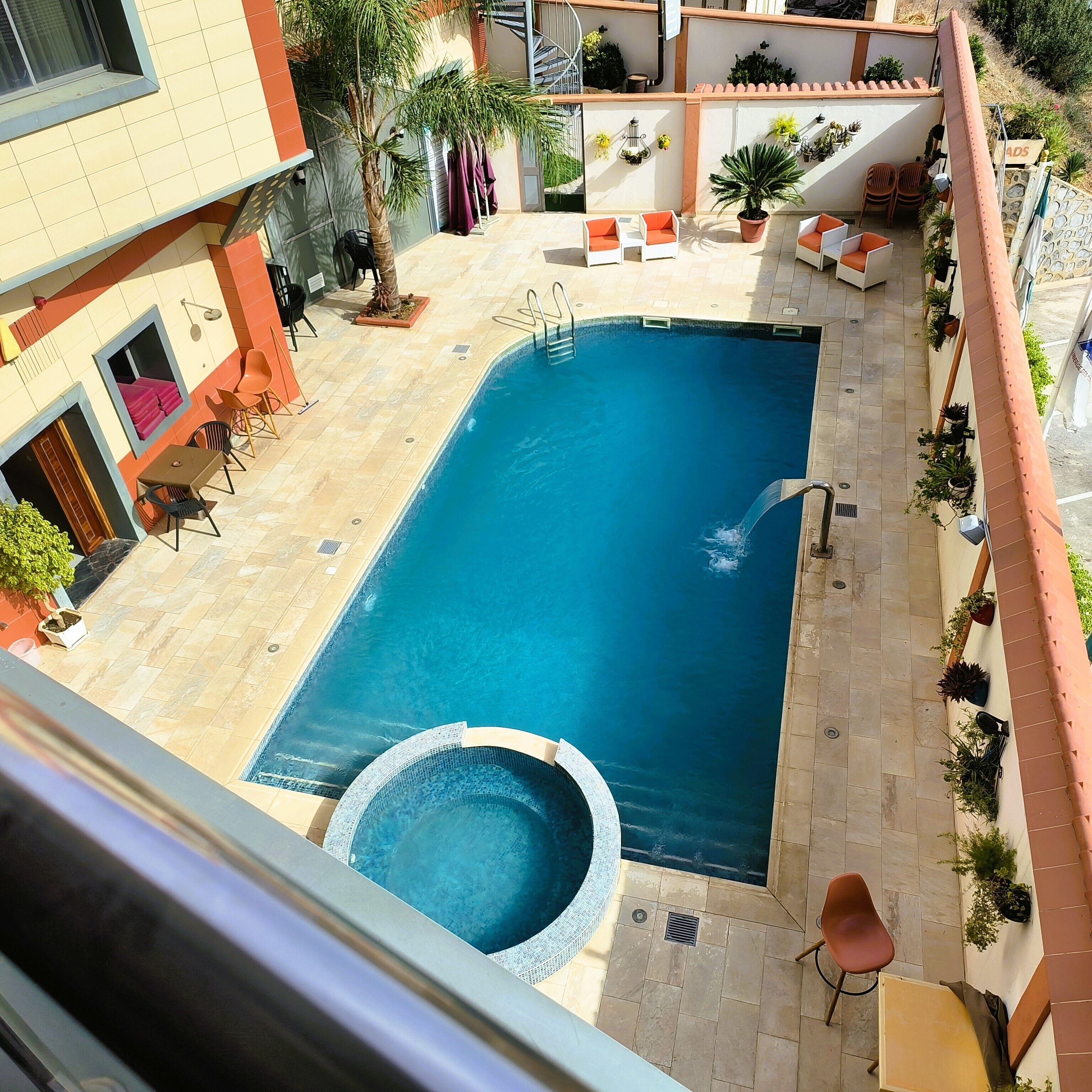 Suite Sénior, plusieurs lits | Literie de qualité supérieure, matelas Select Comfort, minibar