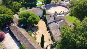 Exterior - Mas des Bécasses in Provence 22 pax (Arles)