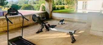 Mas des Bécasses in Provence 22 pax