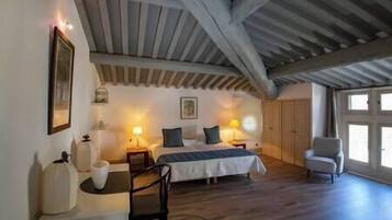 11 chambres, fer et planche Ă repasser, lit parapluie, accĂšs Internet