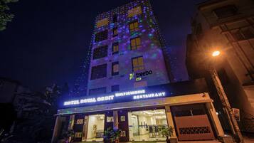 Façade de l’hébergement - soirée/nuit