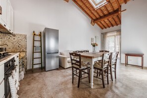 Villa | Private kitchen - Anilde, Holiday Home with Pool, Wifi, Tuscany (Colle di Val d'Elsa)