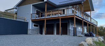 Incredible views in Homer, AK, first floor 2BR/1BA, kitchen, pet friendly