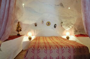 2 makuuhuonetta, silitysrauta/-lauta, Wi-Fi, vuodevaatteet