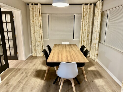 Siesta Beach Getaway - Minutes to Beach, Shops, Dining