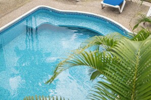 3 outdoor pools, open 9:00 AM to 9:00 PM, pool loungers