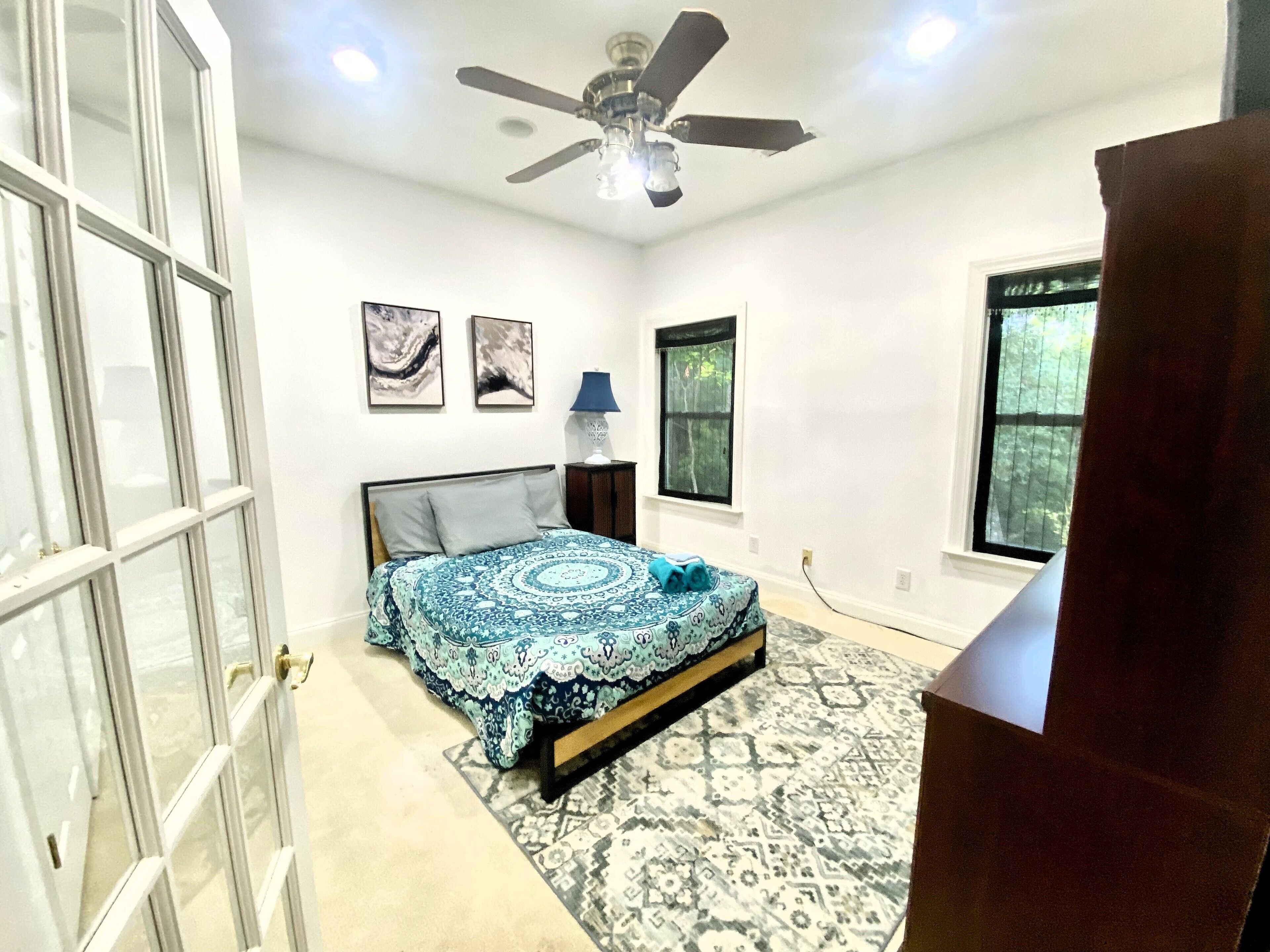 Pond View House, Only 6 miles to North Myrtle Beach, Little River, SC