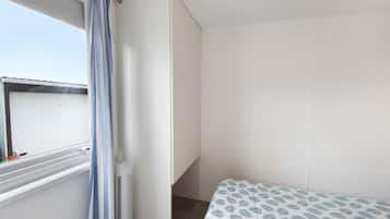 2 bedrooms, free WiFi, bed sheets