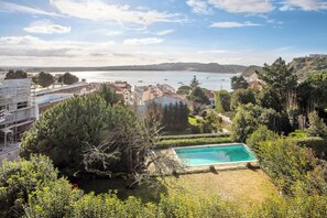 Pool - Vacation Home "São Martinho All The Best" with Sea View, Shared Pool & Wi-Fi (São Martinho do Porto)