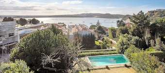 Casa de vacaciones "São Martinho All The Best" con vistas al mar, piscina compartida y Wi-Fi