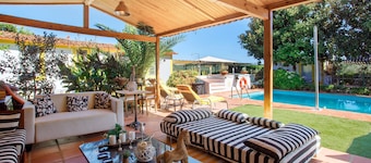 Vakantiehuis "Casa Do Campo Dornes Um" met gedeeld zwembad, tuin en wifi