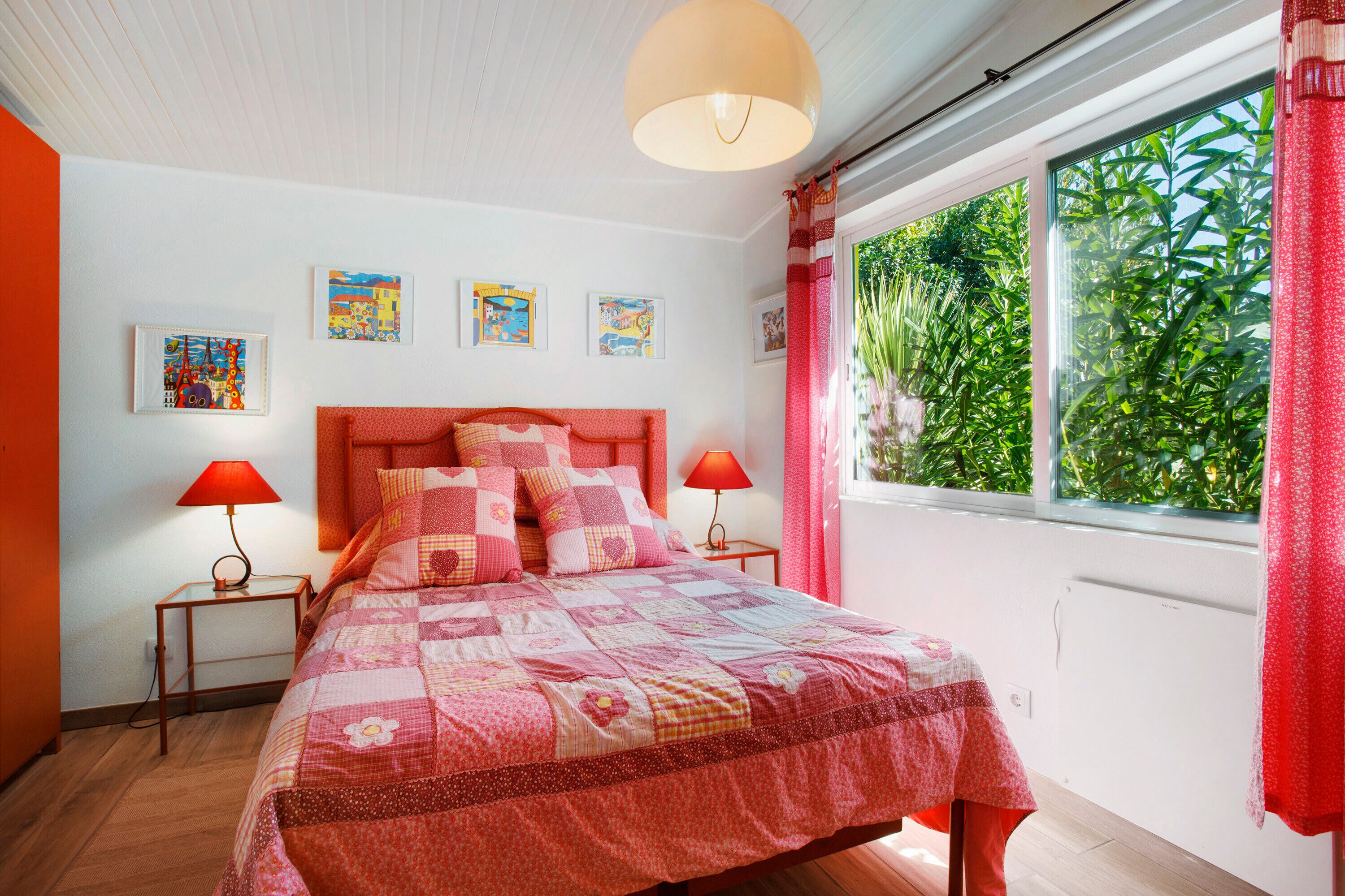 2 habitaciones, tabla de planchar con plancha y wifi gratis 