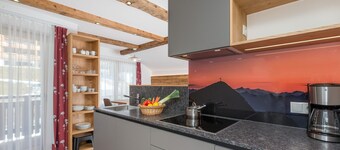 Holiday Apartment 'Ausserharmerhof Bergdiamant' with Mountain View, Shared Garden and Wi-Fi