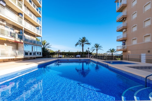 Pleamar 23 – Apartment with Sea Views, Wi-Fi, and Air Conditioning
