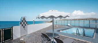 Country House 'Blue Pearl Apolakkia 1' with Shared Pool, Shared Terrace and Wi-Fi