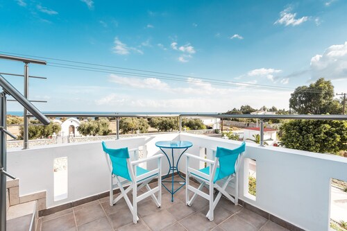 Country House 'Green Pearl' with Sea View, Private Pool and Wi-Fi