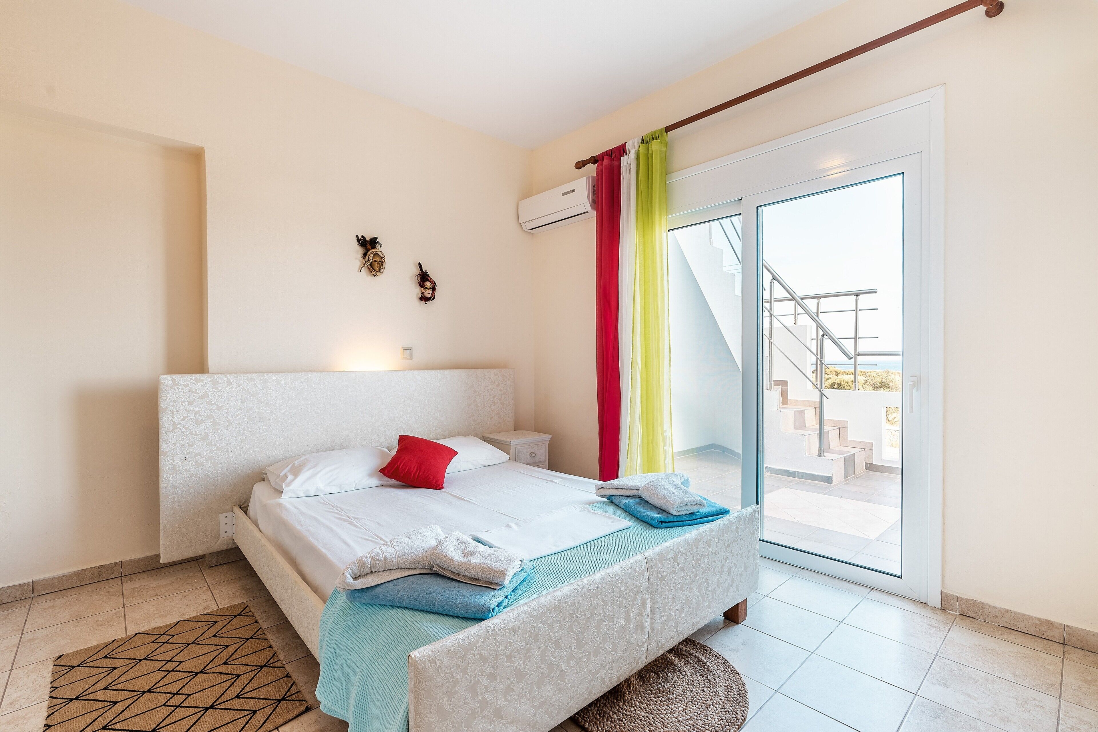 3 bedrooms, iron/ironing board, free WiFi, bed sheets