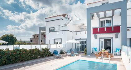 Country House 'Blue Pearl' with Private Pool, Private Terrace and Wi-Fi