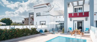 Country House 'Blue Pearl' with Private Pool, Private Terrace and Wi-Fi