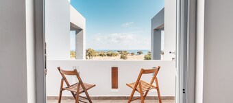 Country House 'White Pearl' with Private Pool, Private Terrace and Wi-Fi