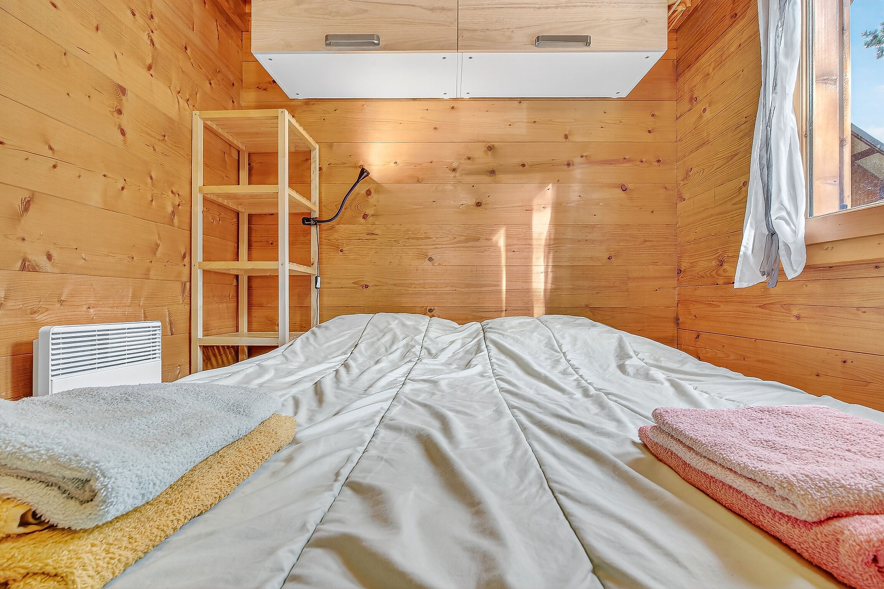 1 chambre, fer et planche à repasser, Wi-Fi, draps fournis