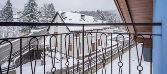 Apartment "House Cuel Milena Folgaria - Green" with Mountain View & Shared Garden