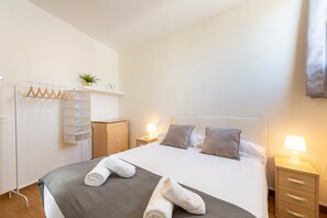 3 camere, ferro/asse da stiro, Wi-Fi gratuito, lenzuola