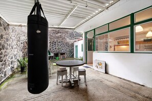 Outdoor dining - Country House 'Finca Candelario SC de La Palma' with Mountain Views and Private Terrace (Santa Cruz de la Palma)
