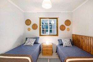 2 chambres, accès au Wi-Fi (inclus), literie fournie