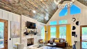 TV connectée, cheminée