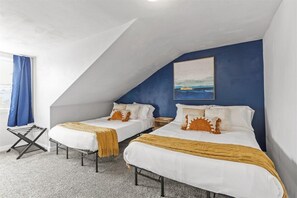 3 makuuhuonetta, silitysrauta/-lauta, ilmainen Wi-Fi, vuodevaatteet
