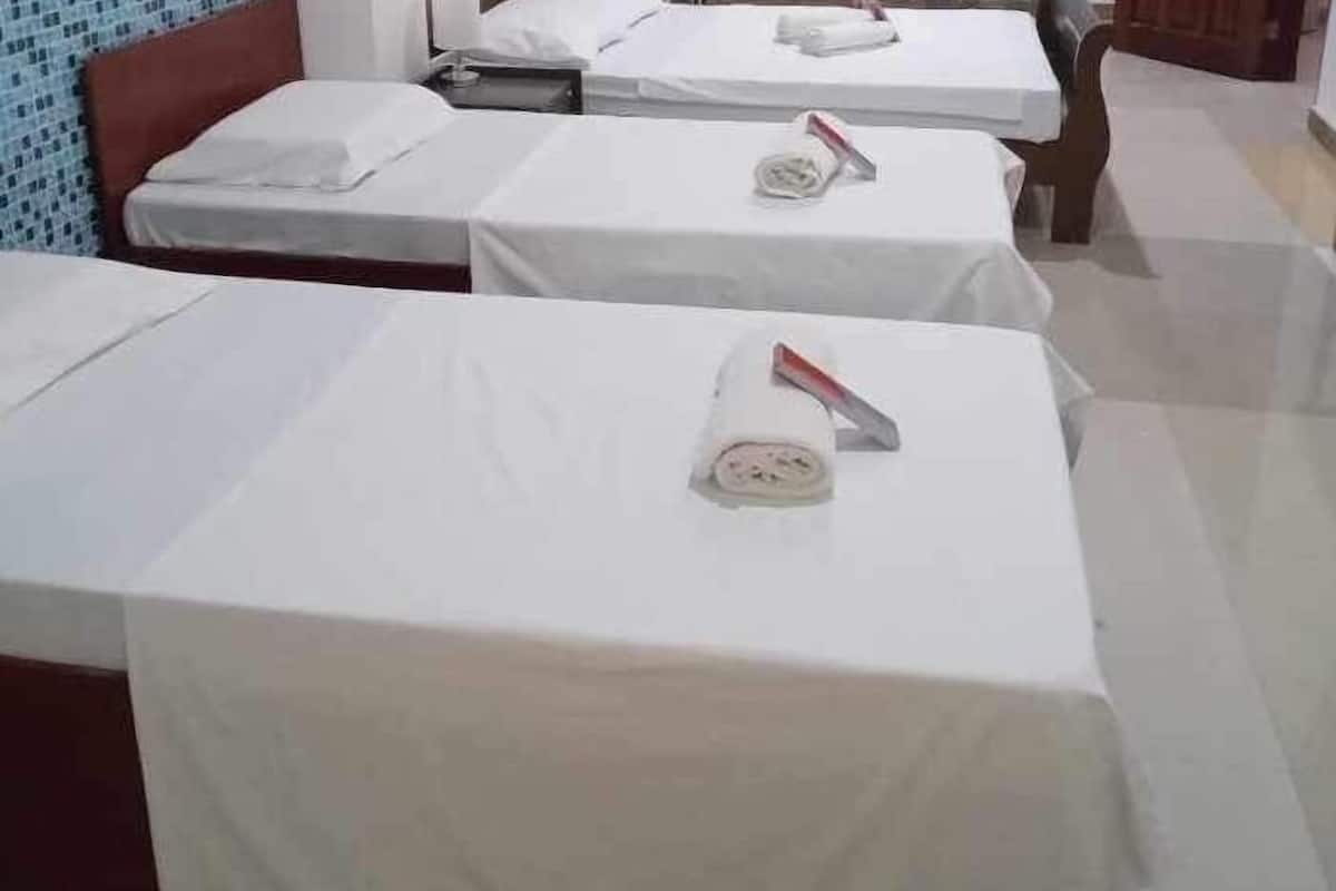 comfort quadruple room | 1 bedroom, individually furnished, free wifi