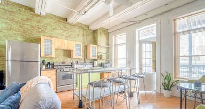 Modern Urban Stay Dtwn Apt