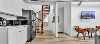 Skyline Loft: Downtown Buffalo
