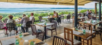 Studio with large terrace and mountain view