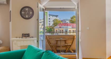 2 bedrooms, City center!