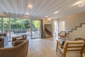 Interior - LA Maison DU LAC - Chindrieux (CHINDRIEUX)