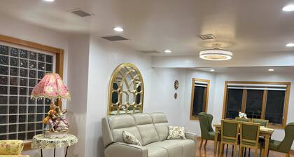 Spacious and Elegant apartment on second floor with all the amenities.