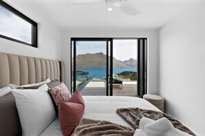 5 soverom, strykejern/-brett, wi-fi (inkludert) og sengetøy