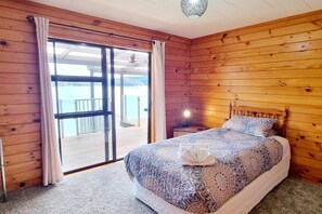 5 chambres, bureau, fer et planche à repasser, Wi-Fi gratuit