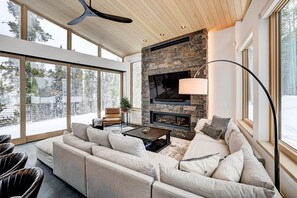 TV, fireplace - NEW The Overlook: Once-in-a-lifetime Views, Hot Tub, Seclusion + 3 miles to Breck (Blue River)