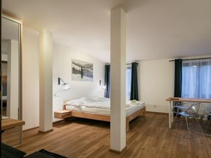 1 bedroom, Internet