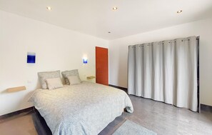 3 Schlafzimmer, Bügeleisen/Bügelbrett, Reisekinderbett, kostenloses WLAN