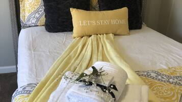 3 slaapkamers, een bureau, een strijkplank/strijkijzer, gratis wifi