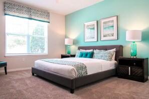 6 bedrooms, WiFi, bed sheets - Spacious 6 BR Home with Pool, Spa, Lanai, Grill, Wet Bar in Solara Resort! (Kissimmee)