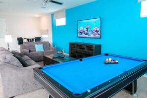 TV - Spacious 6 BR Home with Pool, Spa, Lanai, Grill, Wet Bar in Solara Resort! (Kissimmee)