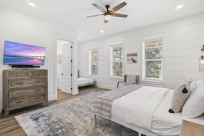 Unclassified image, 2 of 63, button