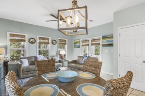 TV - Golf Cart and 4 Bikes! Walk and Bike to the Beach or Gulf Place! Access 2 Pools! (Santa Rosa Beach)