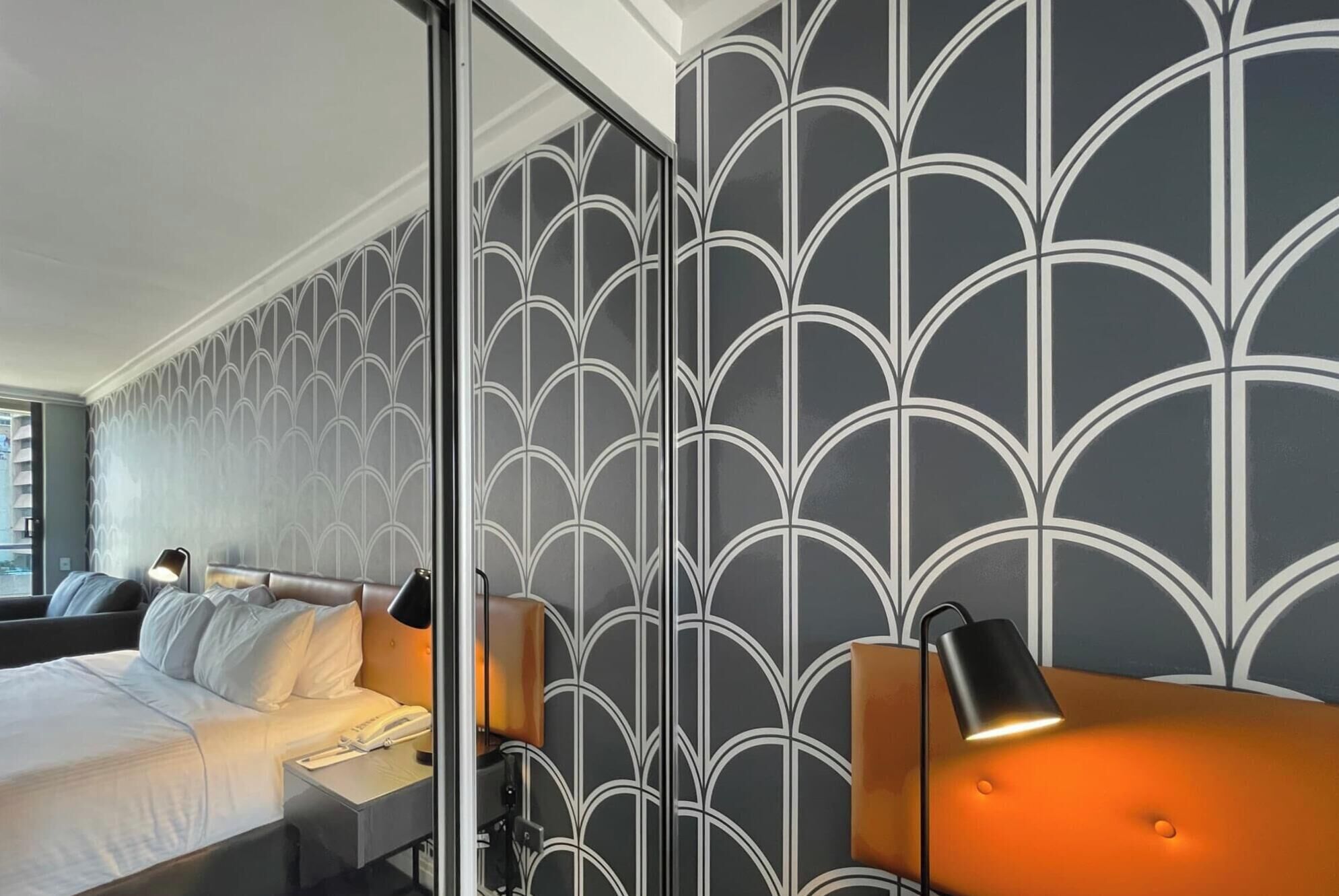 1 bedroom, desk, WiFi, bed sheets