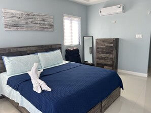 3 soverom, strykejern/-brett, wi-fi (inkludert) og sengetøy